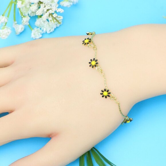 Chic & Stylish Bracelet – A Thoughtful Gift for Women and Girls, DYC1014 - Picture 6 of 8